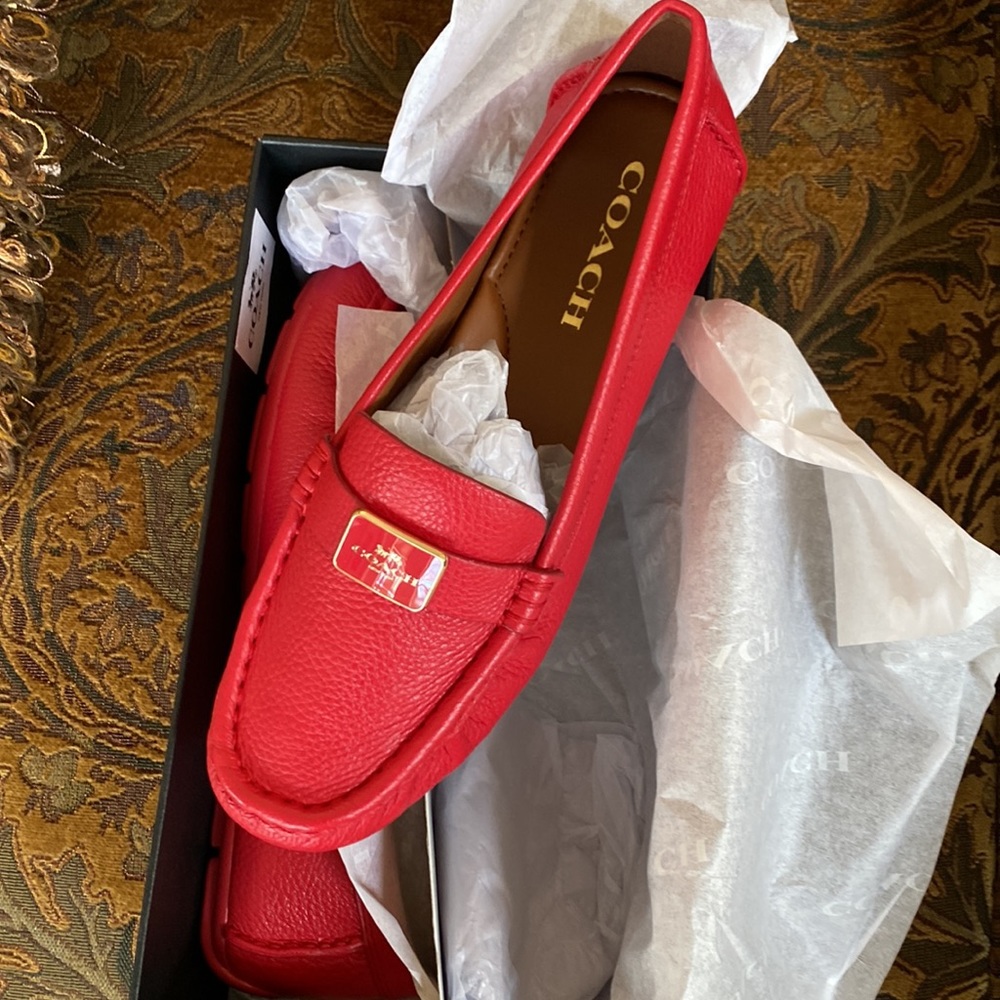 Coach women’s shoes size 8 new with box.       #9